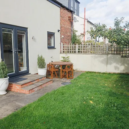 בית נופש Apple Tree Corner -