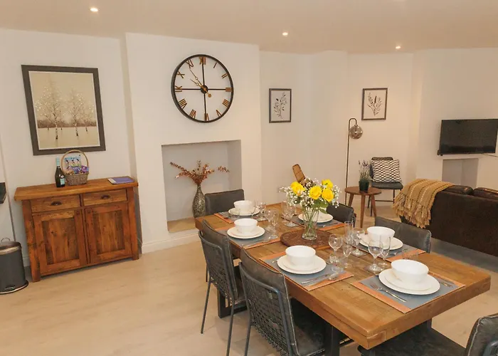 Apple Tree Corner - * Harrogate